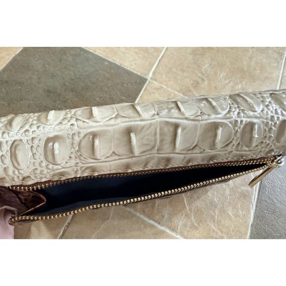 Brahmin Pecan Melbourne Wallet GUC Women’s Checkbook Credit Card Zip - Picture 7 of 8